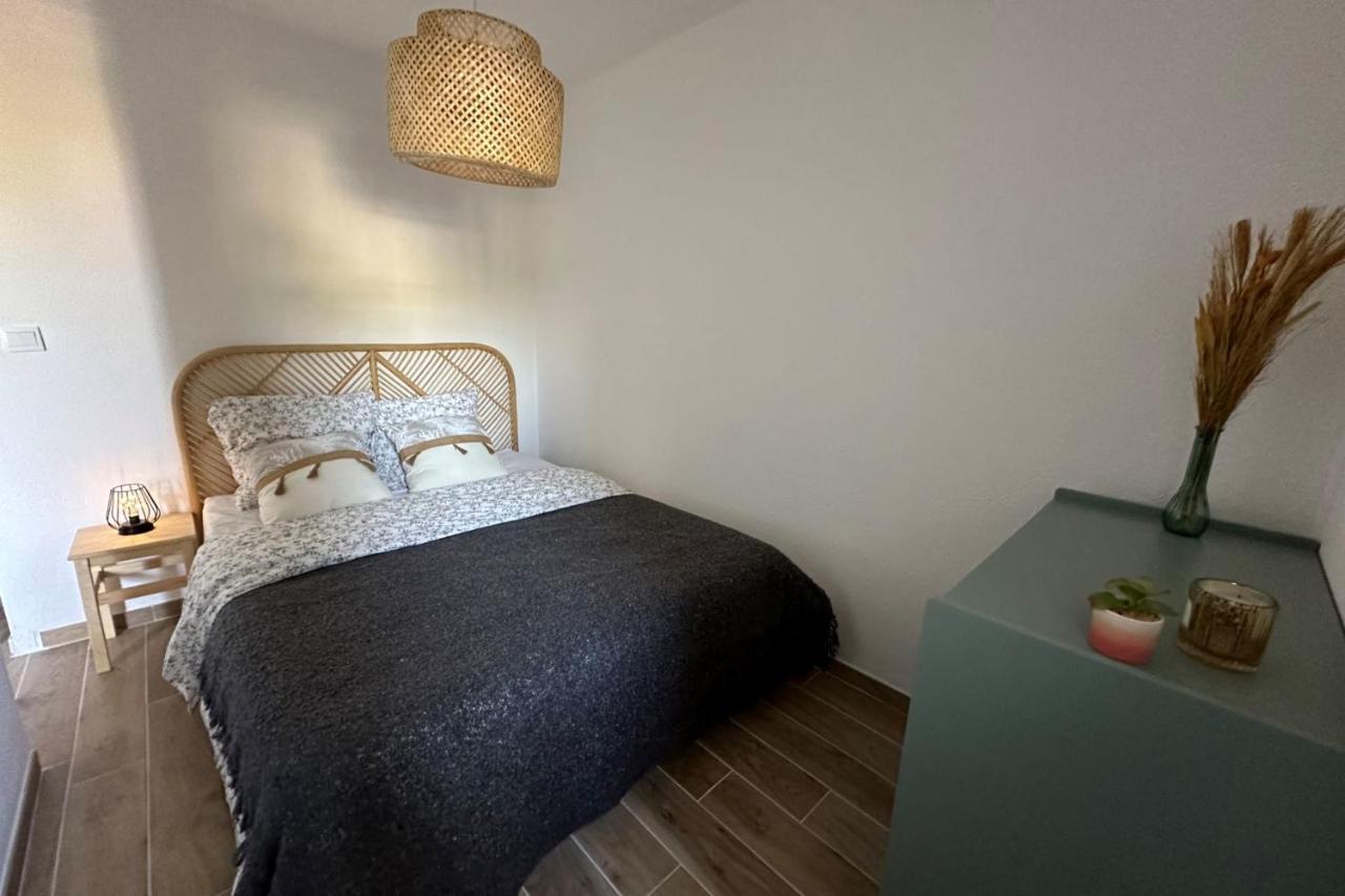 Very Cosy Apartment At 200 M From The Beaches Ла-Лонд-ле-Мор Экстерьер фото